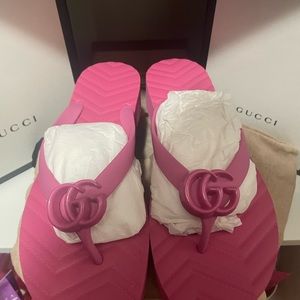 Authentic Gucci Rubber Thong Sandals
